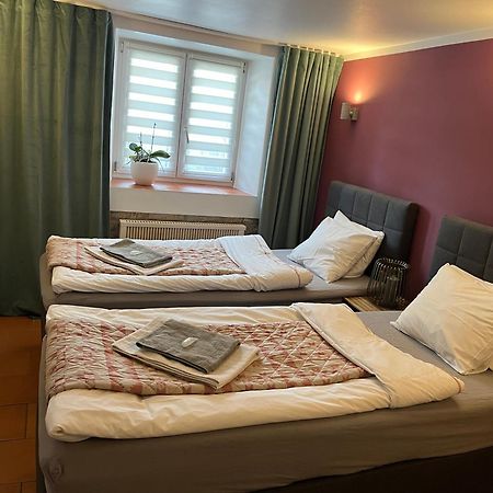 Pension Skylark Pardubice Exterior foto